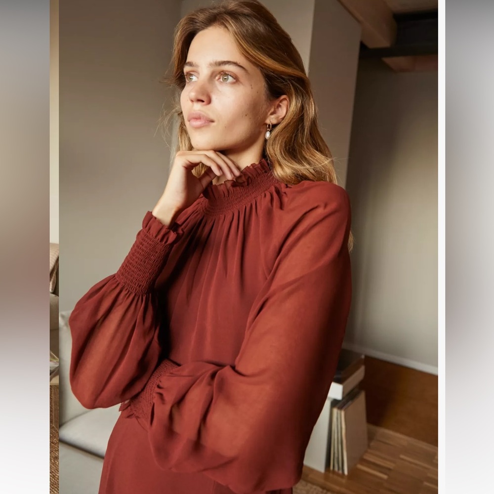 Aritzia Wilfred Valencia Dress.